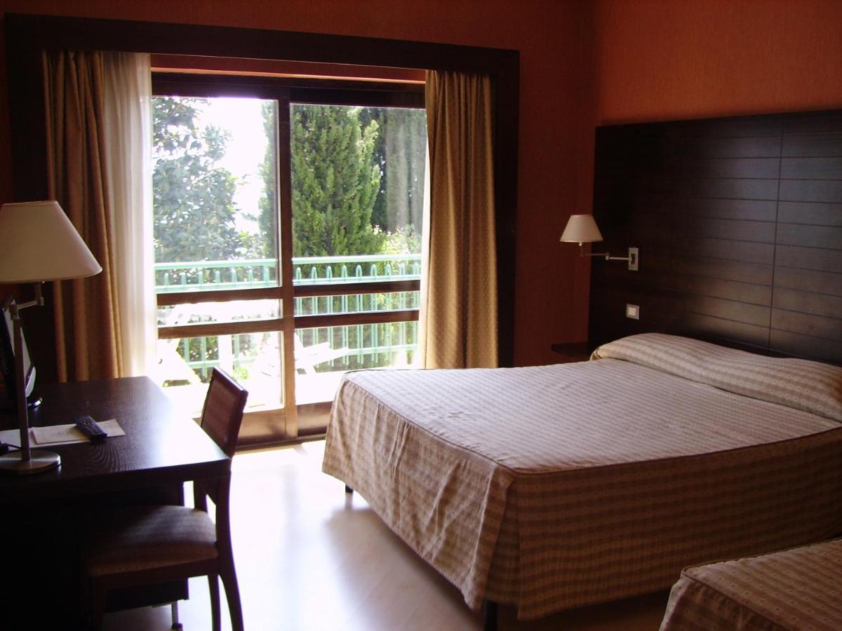 Hotel Diecimare - Housity