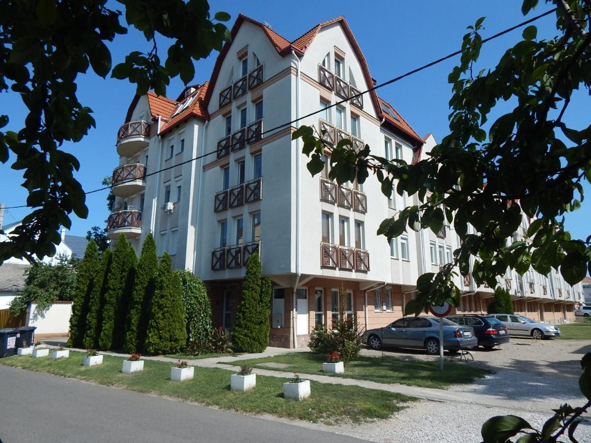 Oli Apartman - Housity