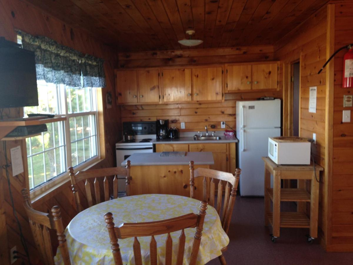 Sea'scape Cottages - Housity