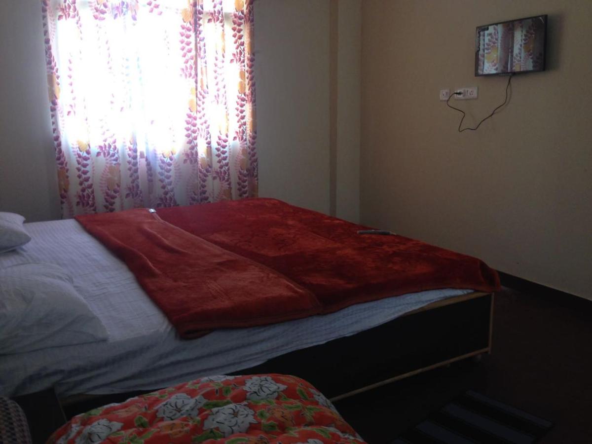 Suitetrails - Serene Homestay in Shoghi-Shimla