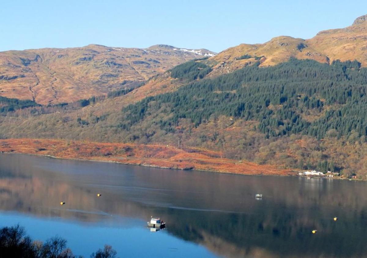 Jenny's Bay at Loch Goil - Housity