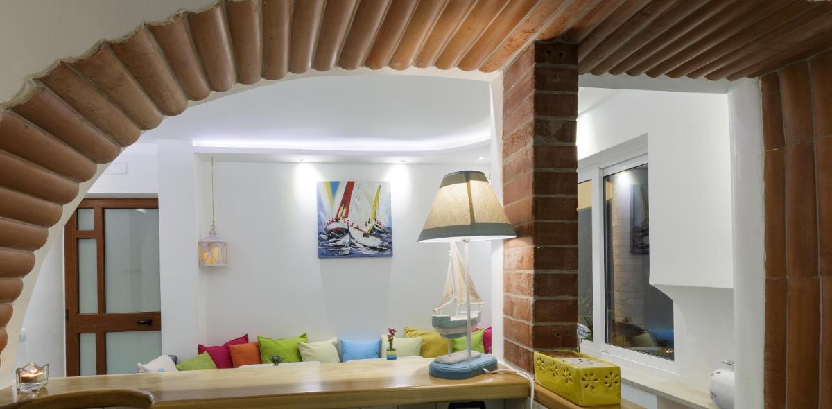 Beach Hotel 14Leoni b&b - Housity