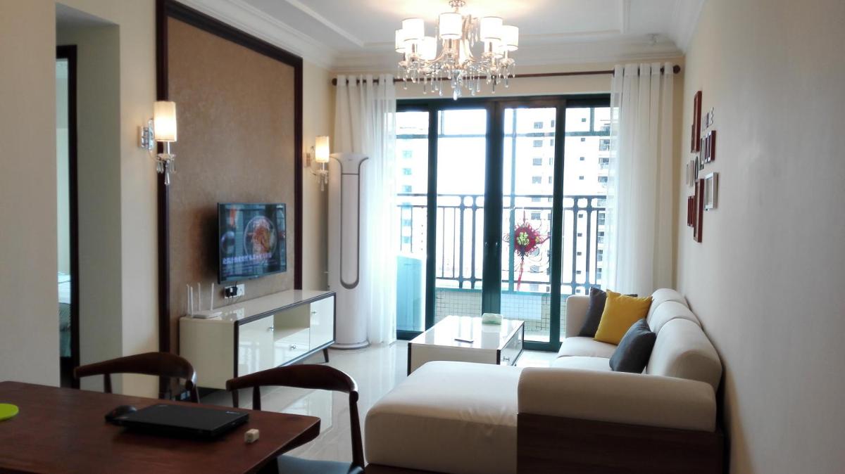 Beihai Golf Vacation Apartment - Housity