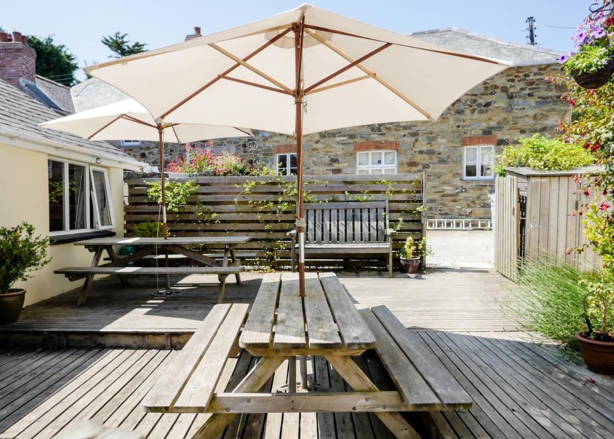 The Porthvean - Housity