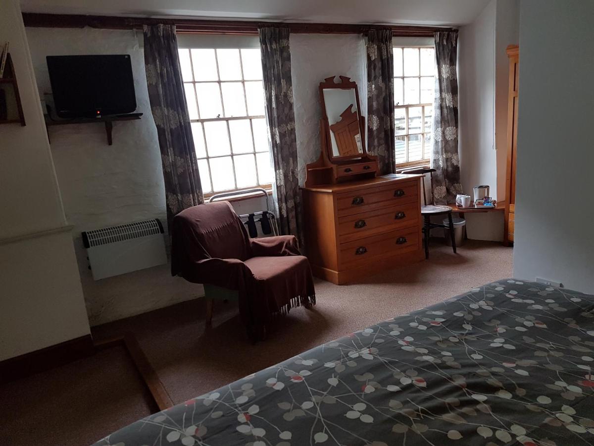 The Porthvean - Housity