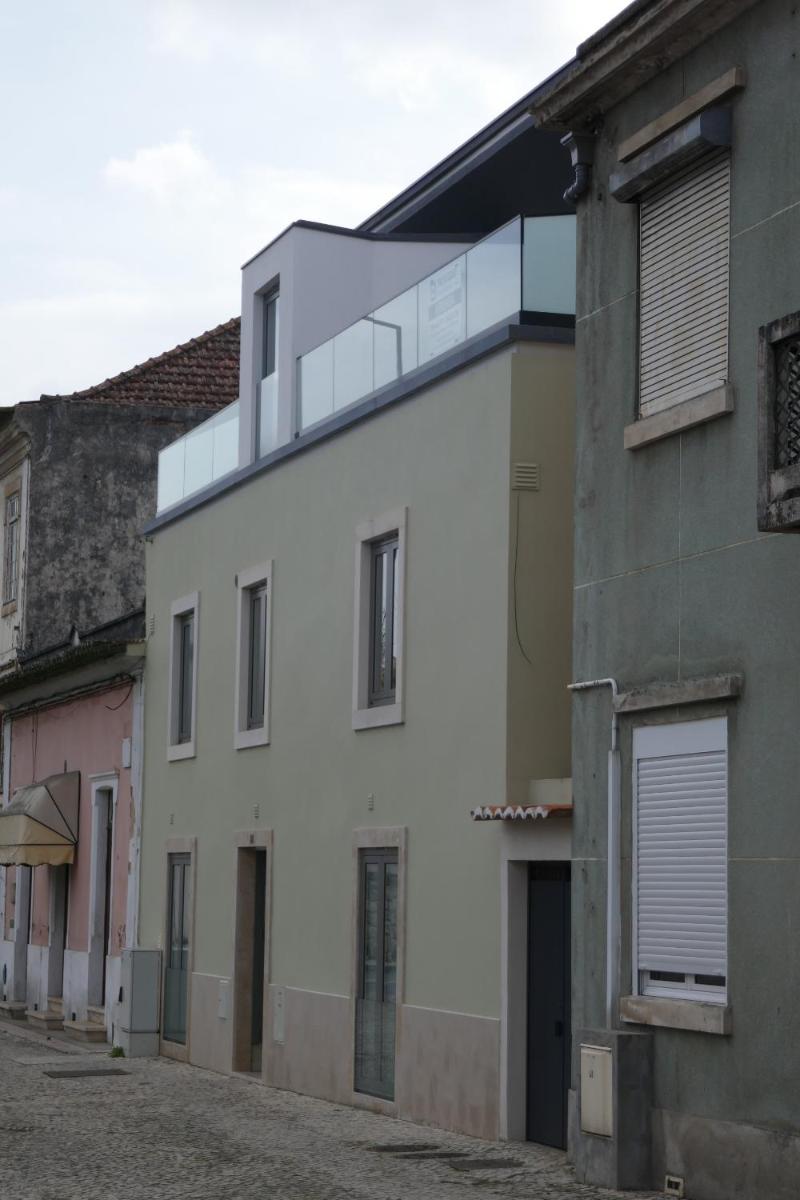 Two Churches Apartment - Housity