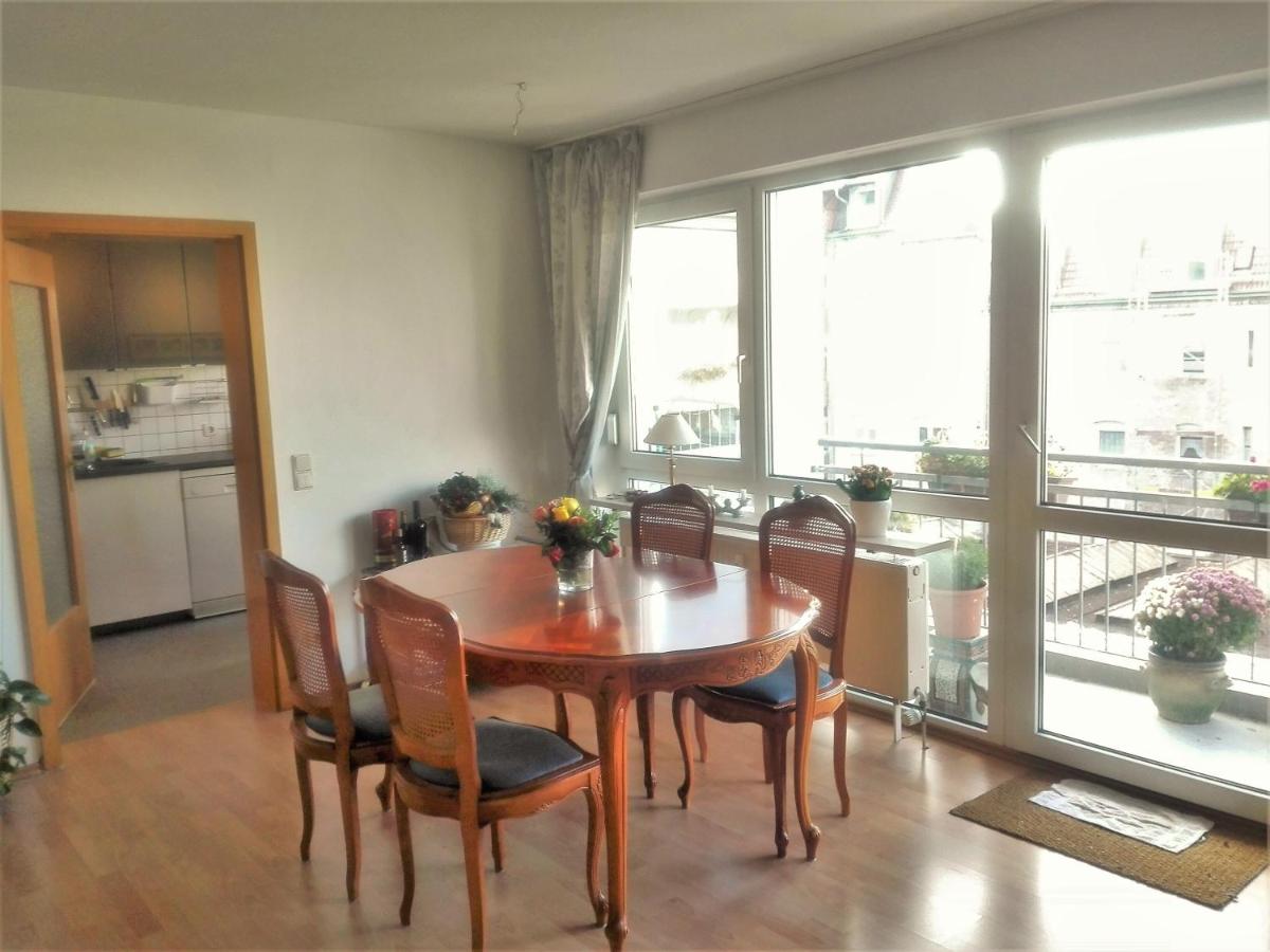 Große Wohnung für Gruppe - Housity