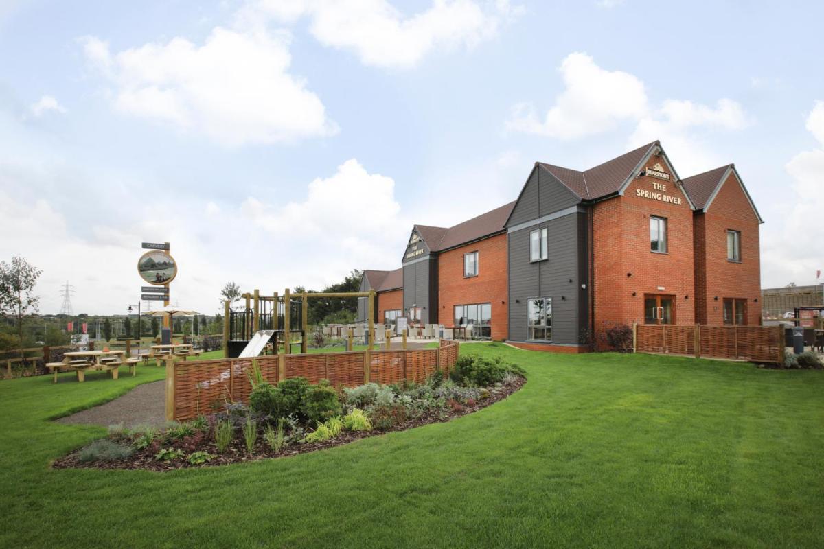 Spring River Ebbsfleet by Marston's Inns - Housity