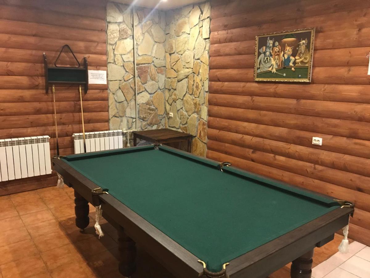Otel Pozitiv - Housity