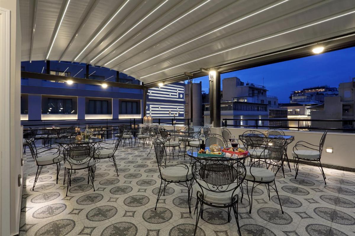 V1935 Luxurious Apartments - Housity