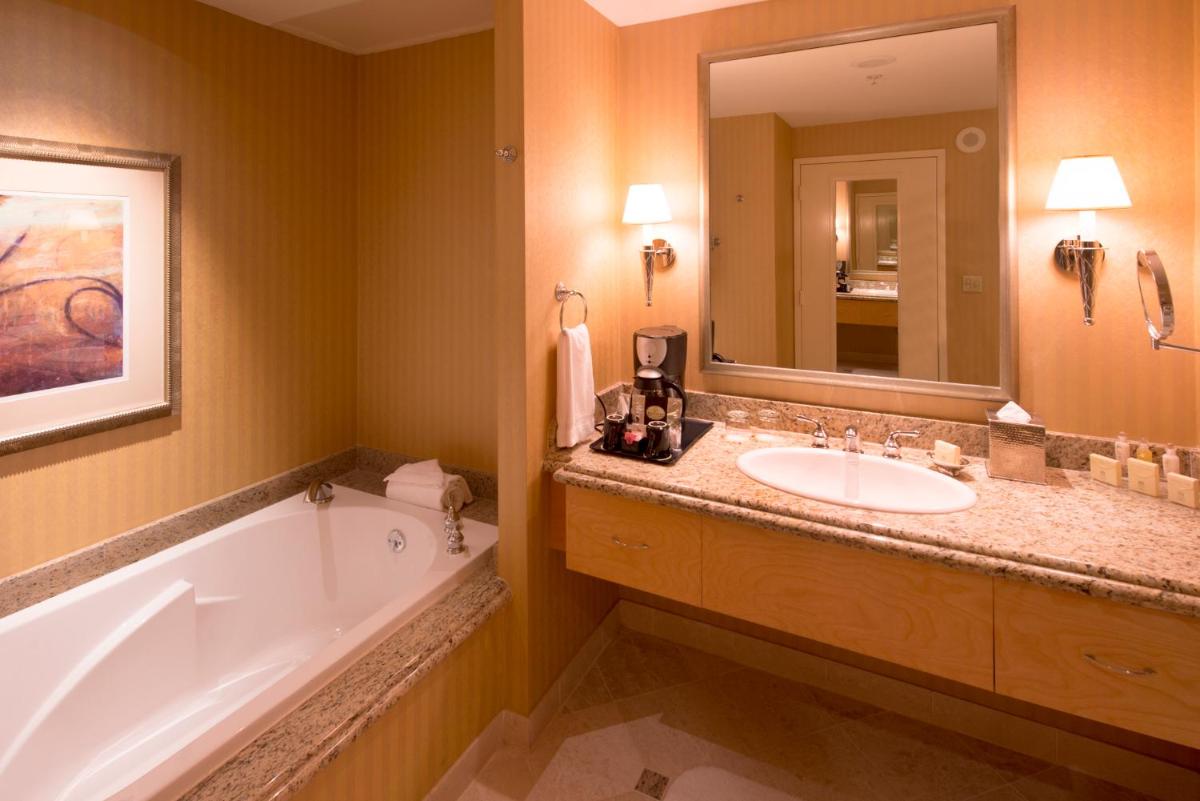 Bally's Shreveport Casino & Hotel - Housity