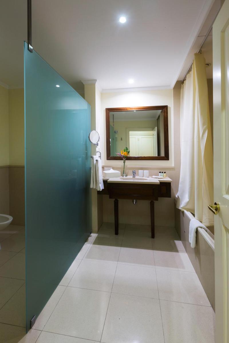 Hotel Quinta das Vistas - Housity