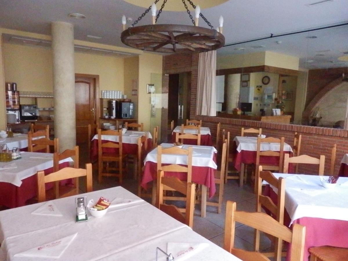 Hotel La Bodega - Housity
