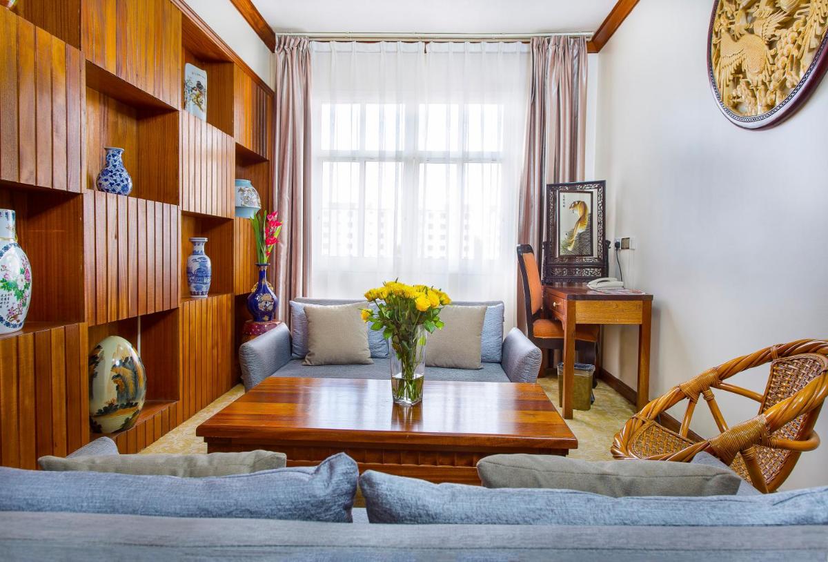 Eastland Hotel - Housity