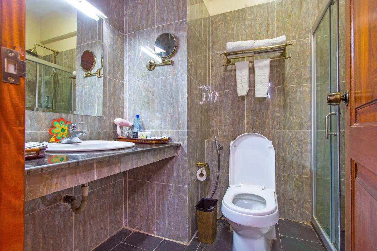 Eastland Hotel - Housity