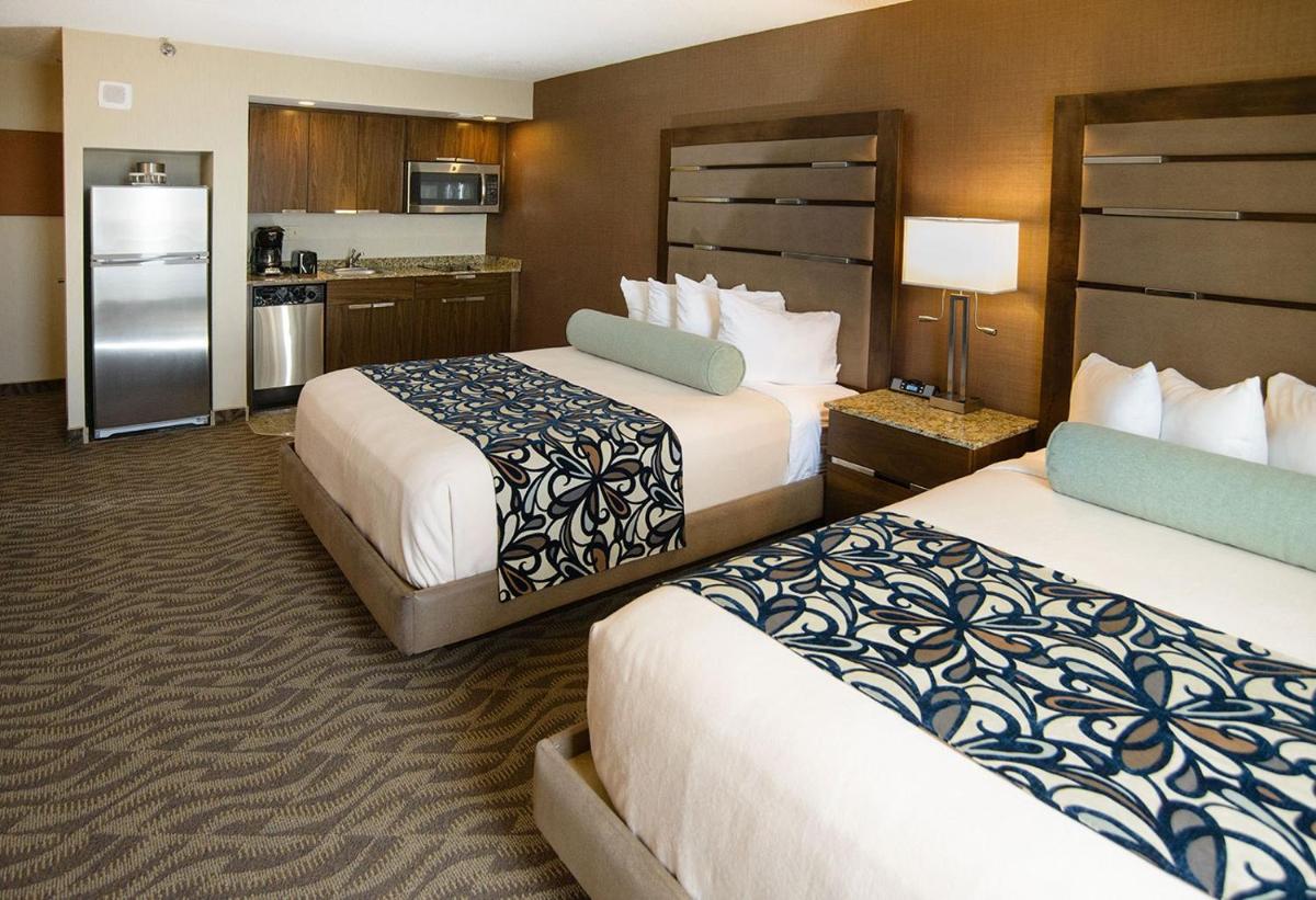 Boardwalk Resorts - Flagship - Housity