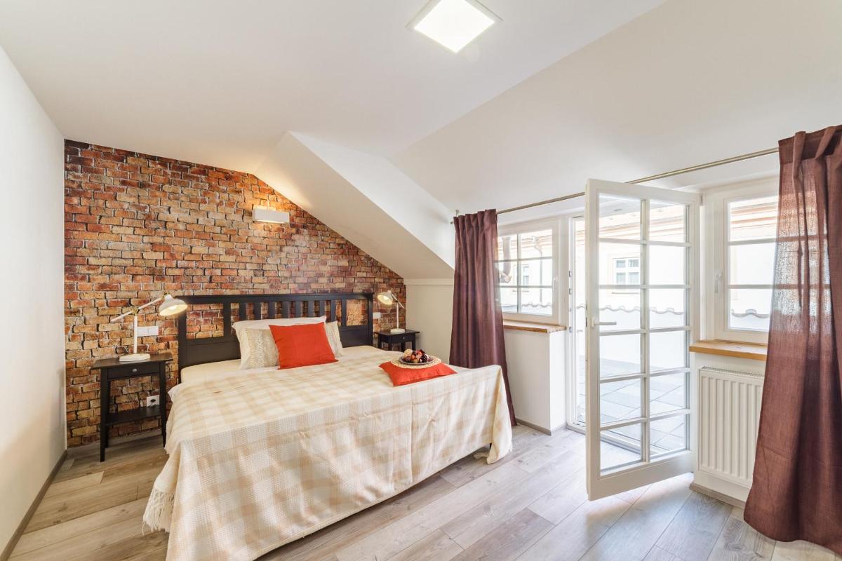 Downtown Royal Apartments - Housity