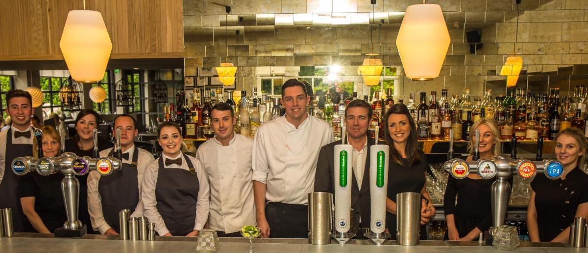 Strathaven Hotel - Housity