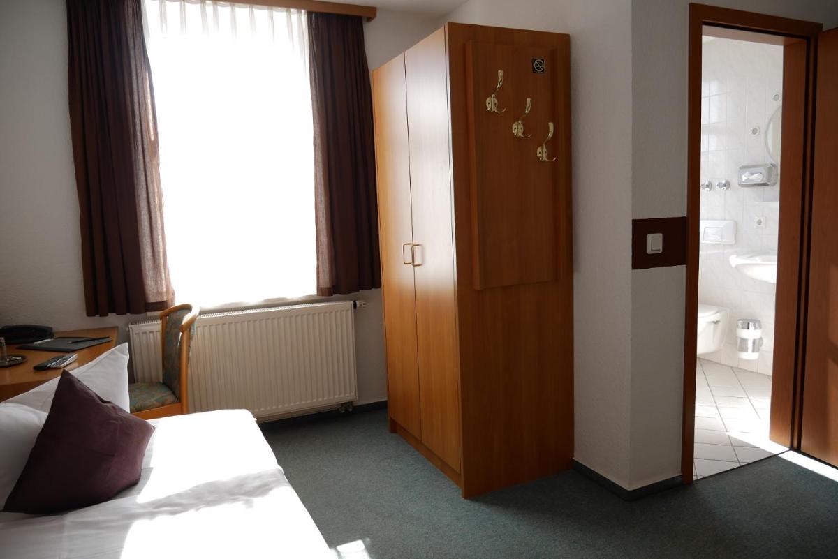Hotel Garni Brauhof Niederwiesa - Hizvo