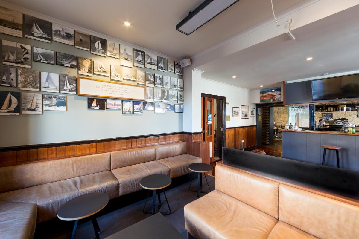 Suitetrails - Customs House Hotel