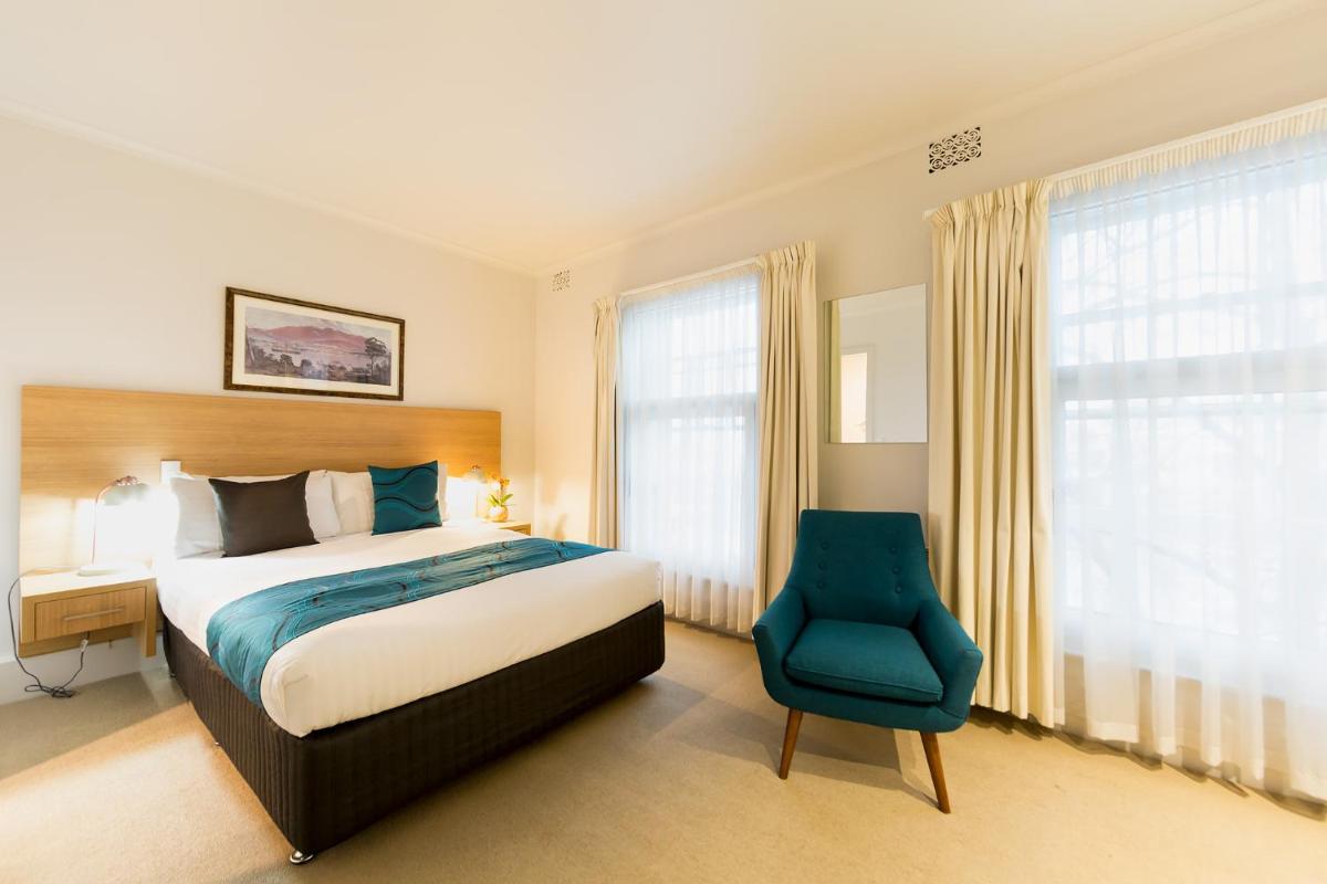Suitetrails - Customs House Hotel