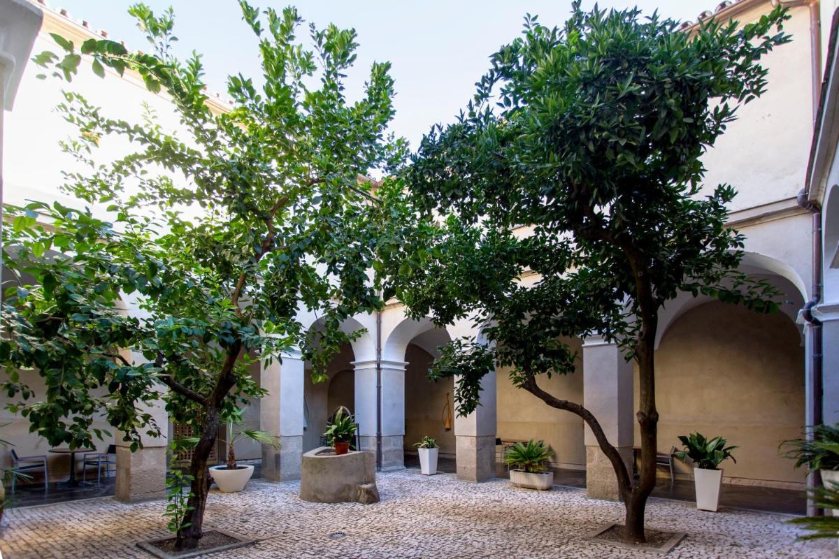 Suitetrails - Hospedería Conventual de Alcántara