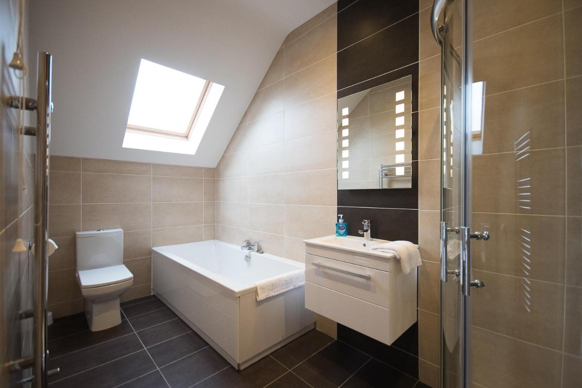 Ocean Breeze - Housity