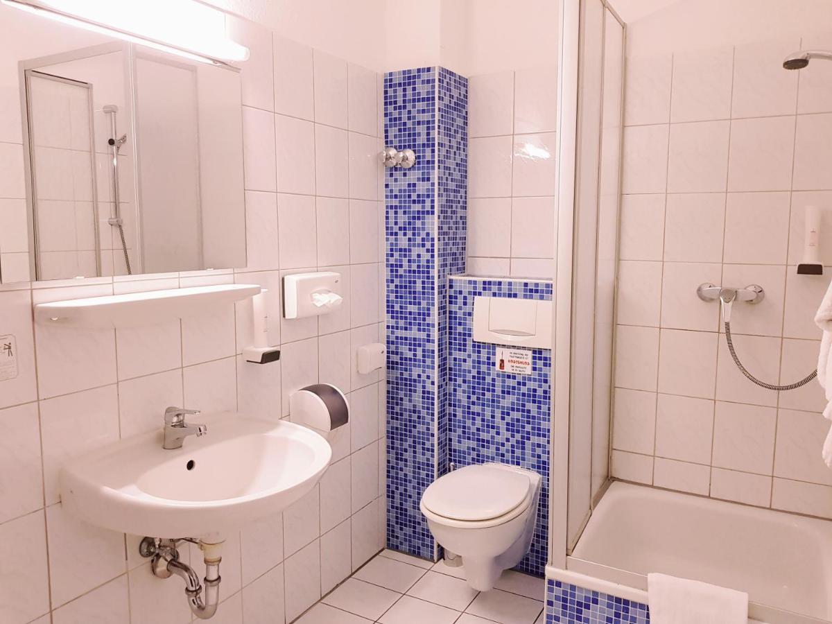 Hotel Dormir - Housity