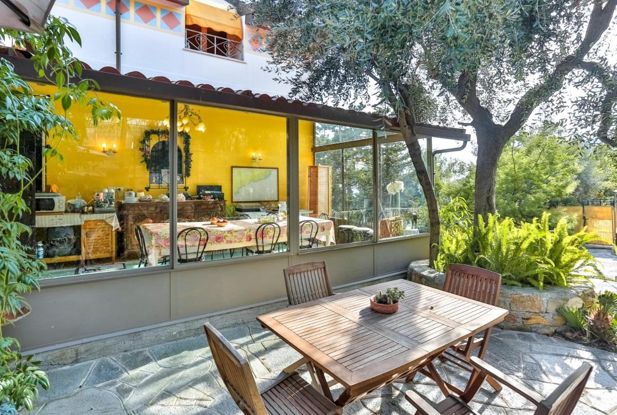 Cà De Rossana Bed&Breakfast - Hizvo