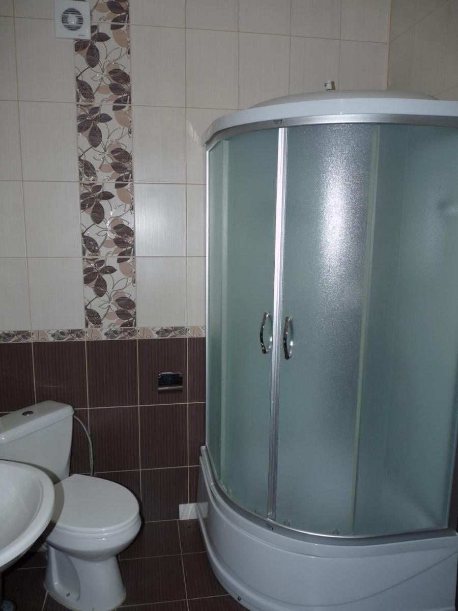 Hotel Tutsi - Housity