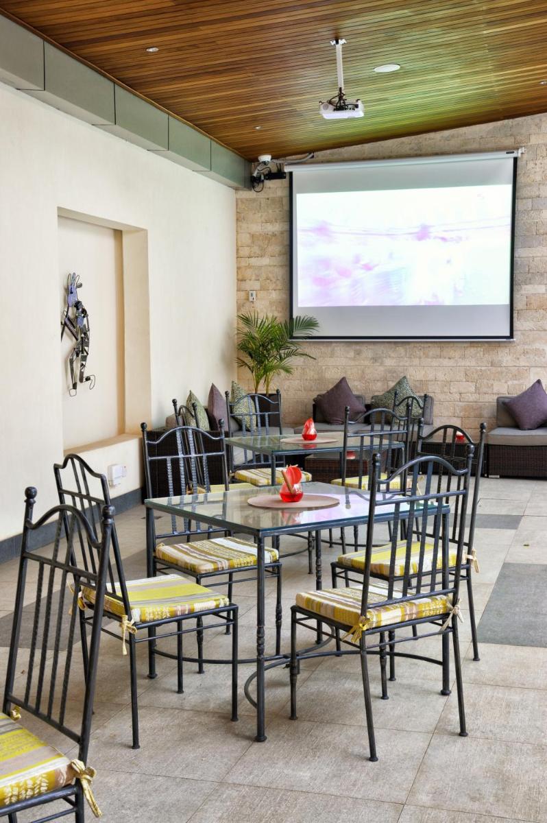 Suitetrails - Zehneria Suites Hotel