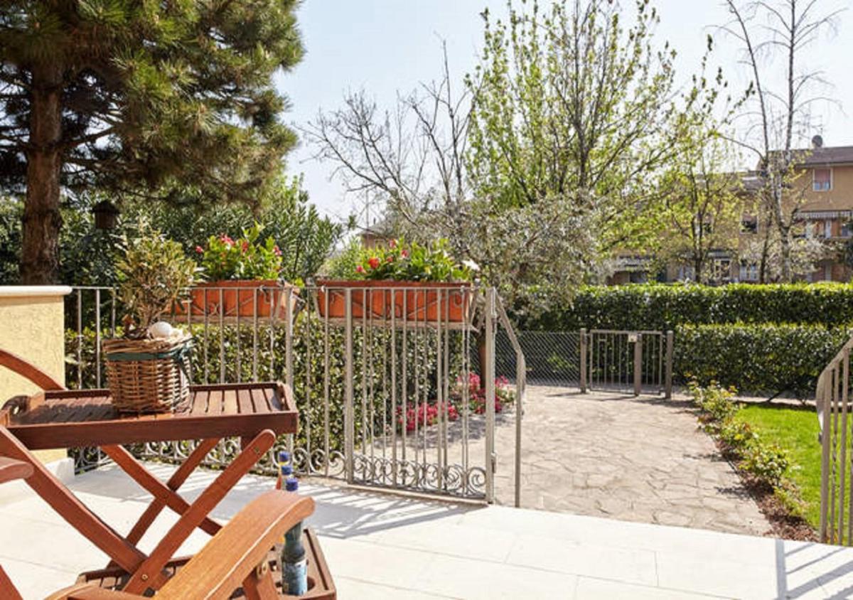 Bed and Breakfast For You - Housity
