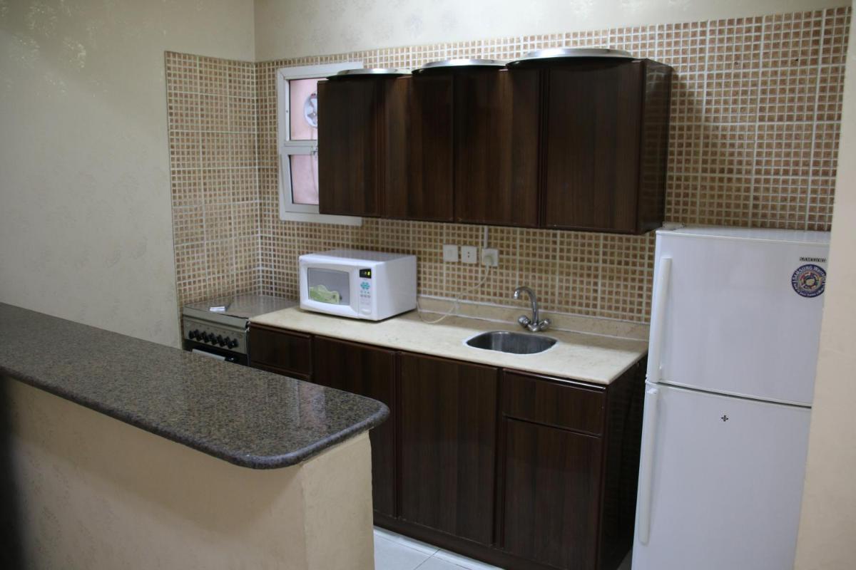 Dorar Darea Hotel Apartments - Al Mughrizat - Housity