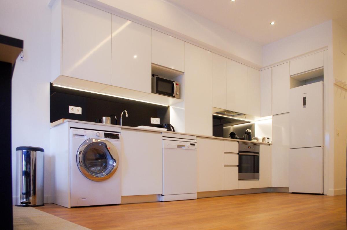Suitetrails - NEW! AMAZING LUXURIOUS APARTMENT IN MADRID CENTER