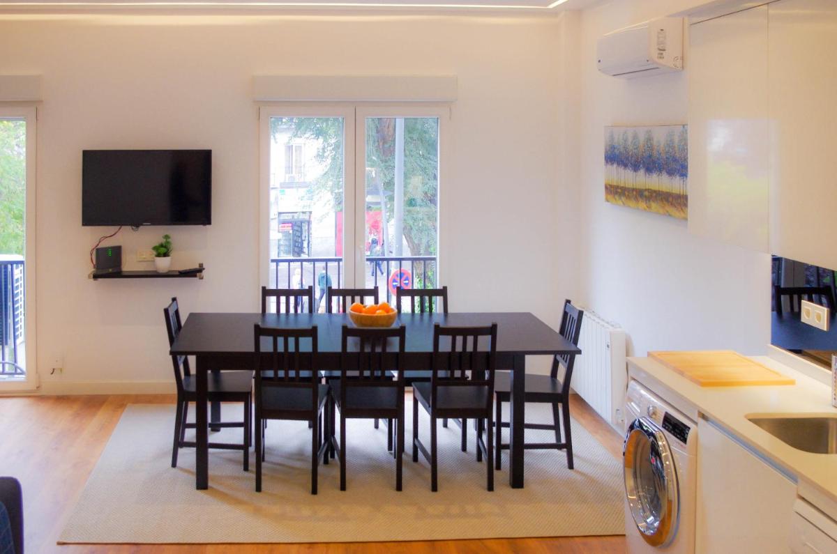 Suitetrails - NEW! AMAZING LUXURIOUS APARTMENT IN MADRID CENTER