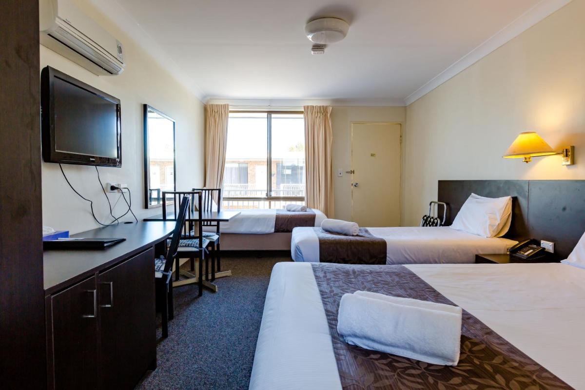 Abcot Inn - Housity