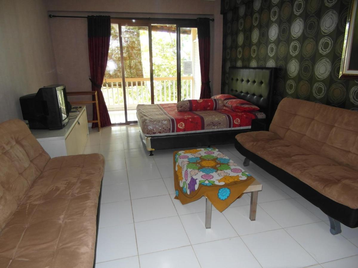 Carita Beachside Condo - Housity
