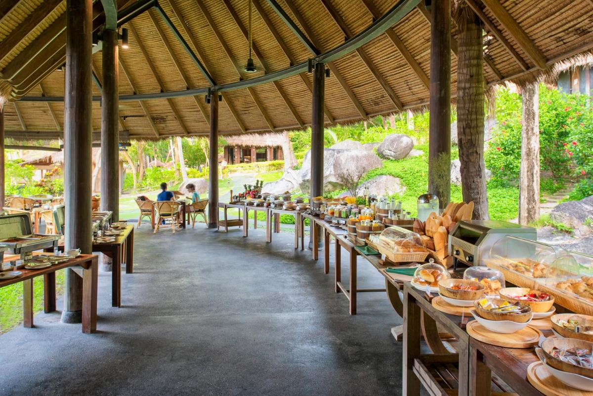 Haadtien Beach Resort - Housity