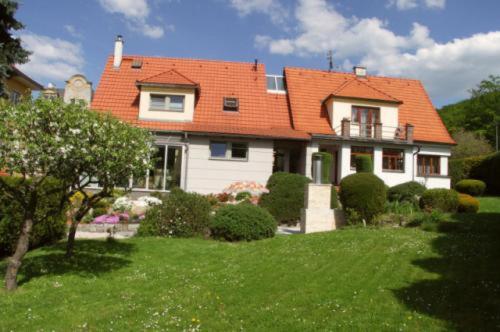 A.Dalia - Housity