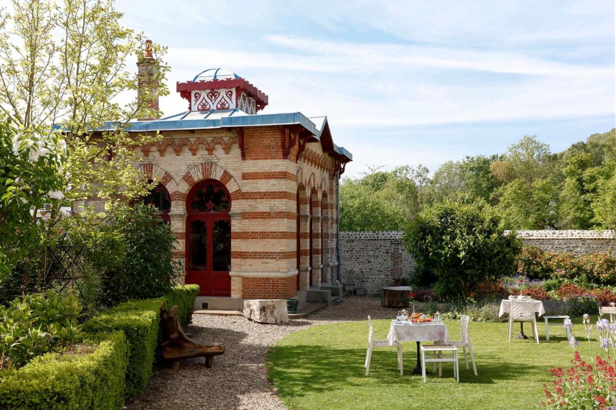 Jardin de l'établissement Hôtel L'Ecrin