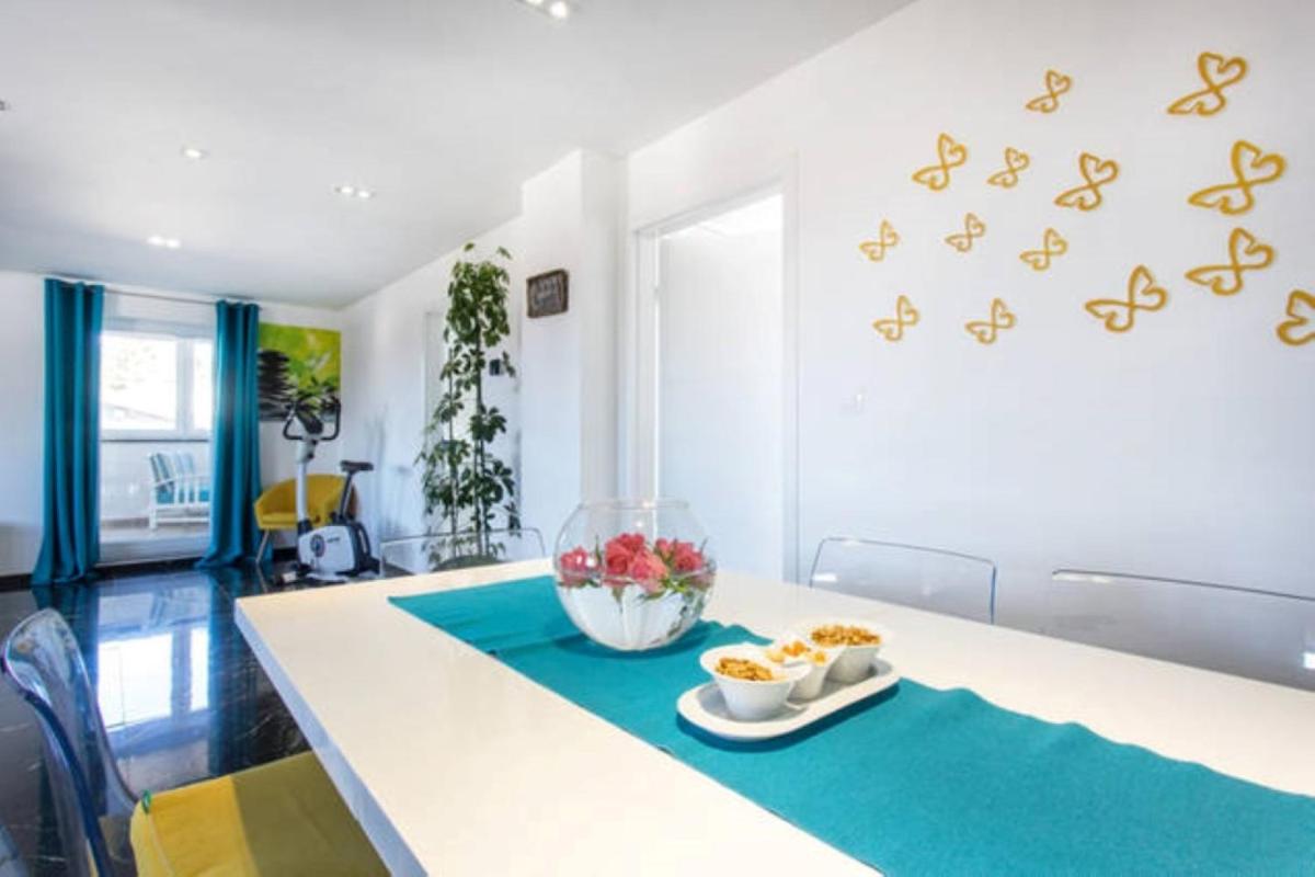 Patricia House - Housity