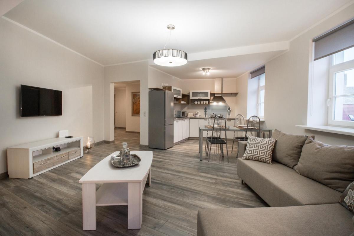 Old Riga Dome Square Apartment - Housity