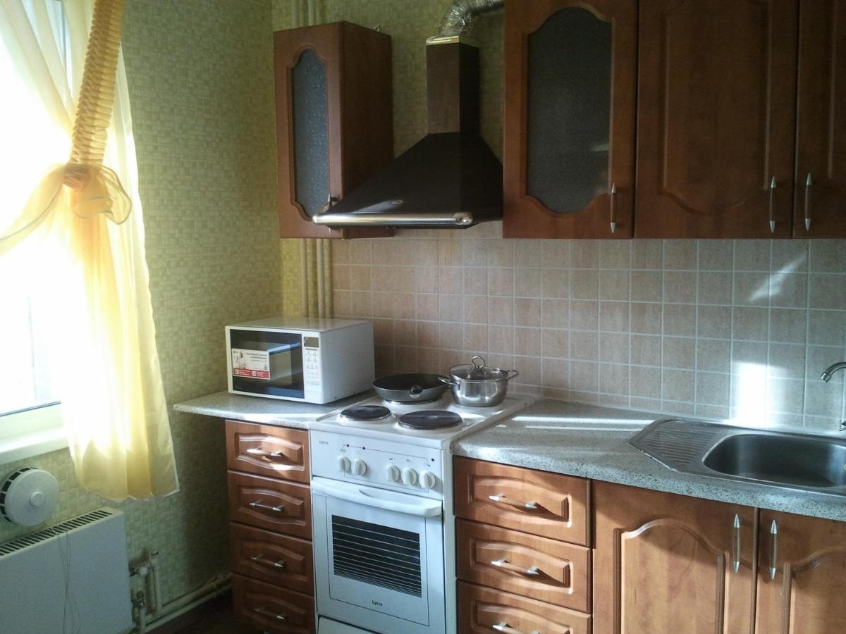 Apartment on Sergeya Uskova 3 - Housity