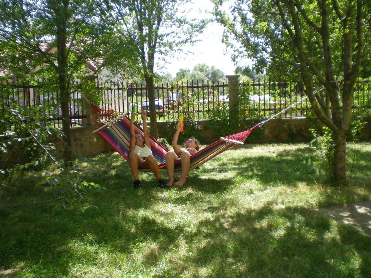 AMIKA - Berovo - Housity