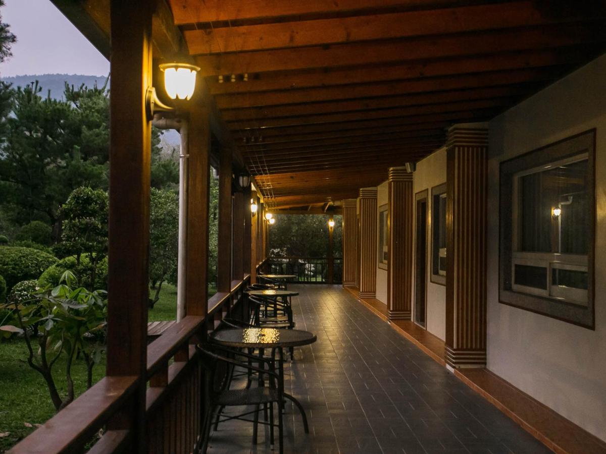 Flying Villa - Housity