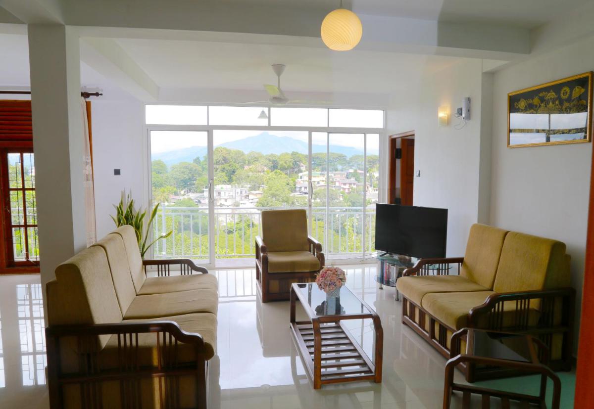 Villa Serene - Housity