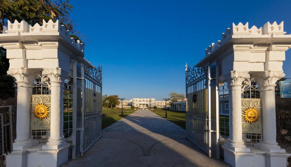 Suitetrails - Dowlat Villas Palace