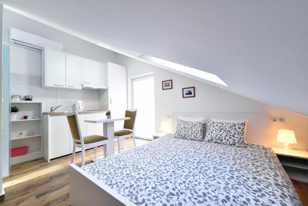 Piccolo Apartments - Housity