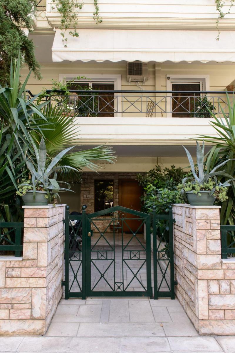 Apartment & Parking 100m Kerameikos Metro - Housity