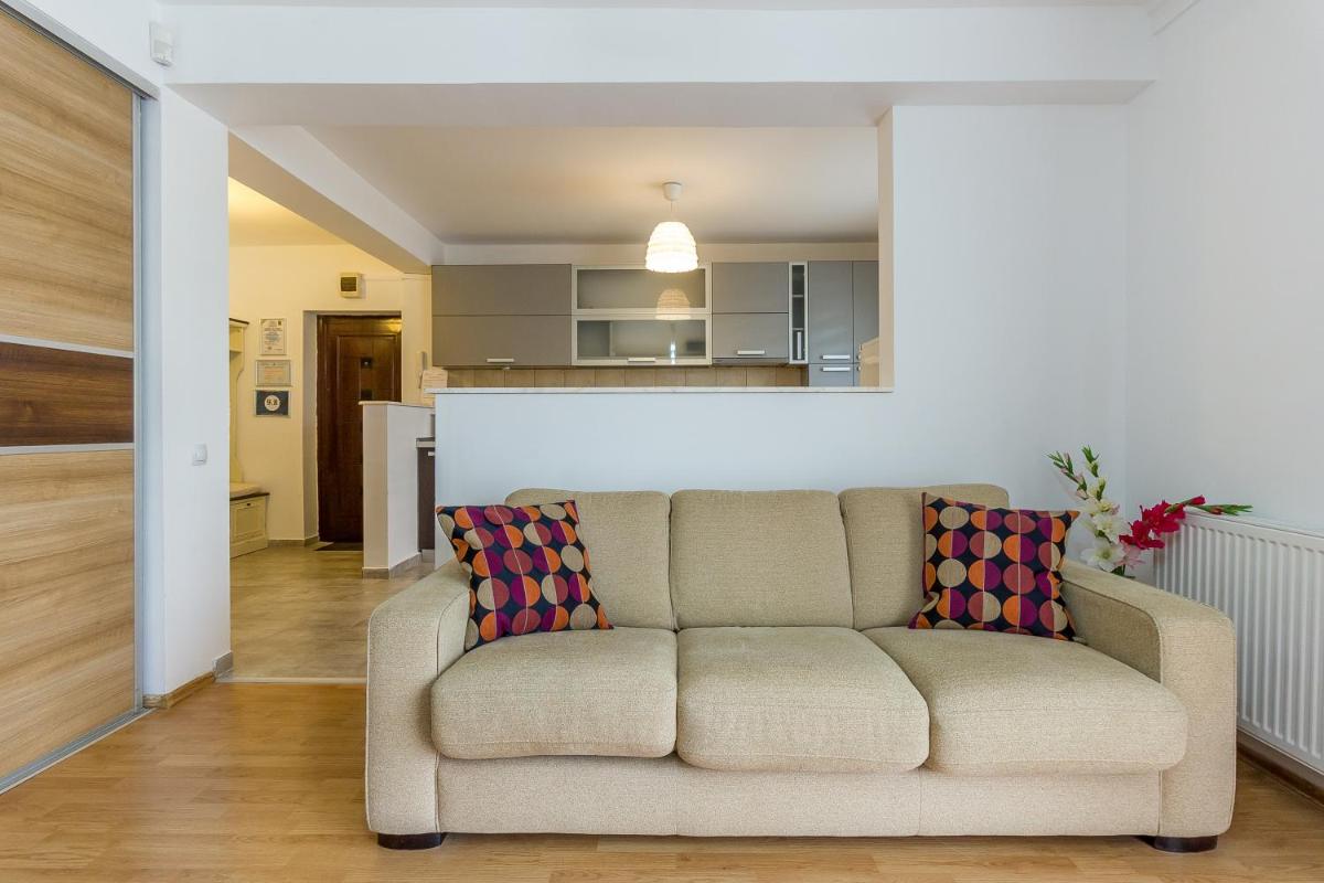 City Apartment Trifoiului - Housity
